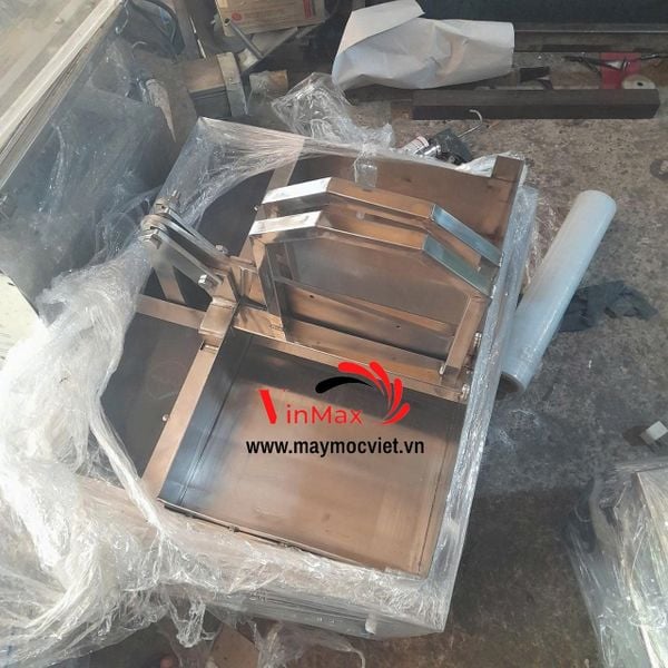 Máy Bổ Đôi Dừa Tươi Tự Động VMD7580