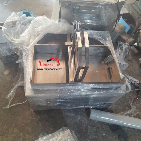 Máy Bổ Đôi Dừa Tươi Tự Động VMD7580