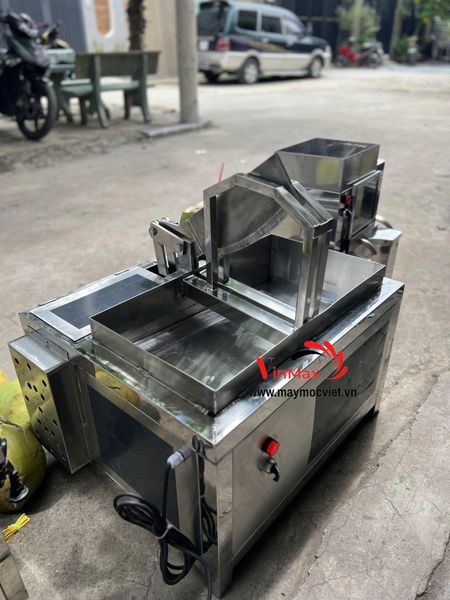 Máy Bổ Đôi Dừa Tươi Tự Động VMD7580