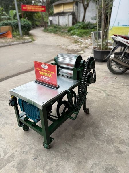 Máy Bóc Vỏ Quế Vinmax VMQ2200