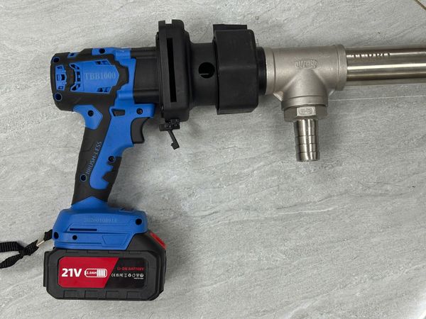 Bơm Dầu Nhớt, Hóa Chất Thùng Phuy Chạy Pin Turbo TBB1000