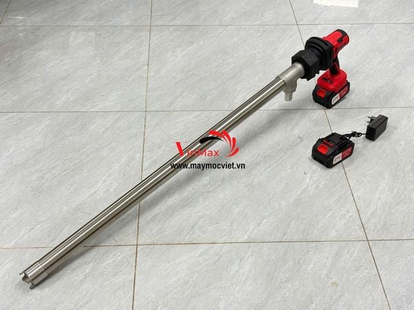 Bơm dầu nhớt, hóa chất thùng phuy chạy pin Turbo TBB750
