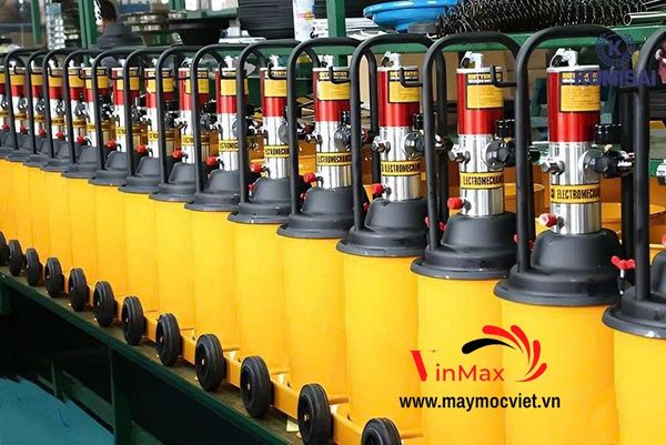 Máy Bơm Mỡ Bò Bằng Khí Nén Palada PD-3