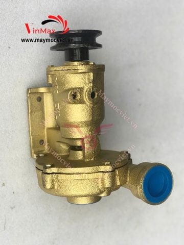 Bơm nước biển dùng dây curoa CR150