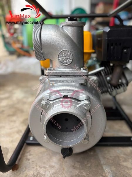 Máy bơm nước chạy xăng Rato 390