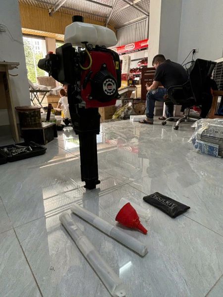 Máy bứng gốc cây, máy đục betong 4 thì Turbo TBC680