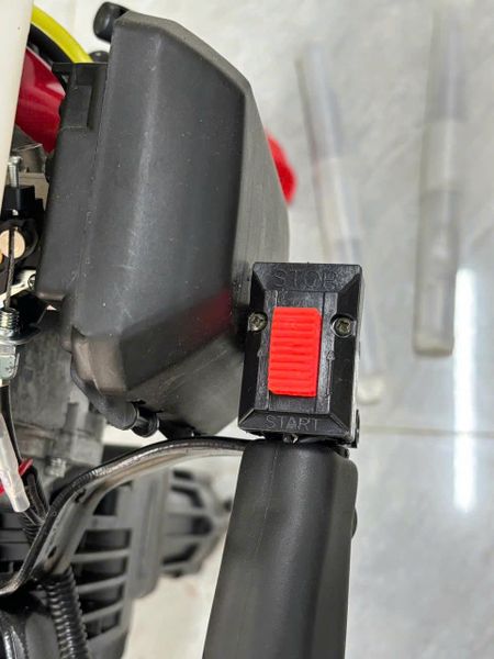 Máy bứng gốc cây, máy đục betong 4 thì Turbo TBC680