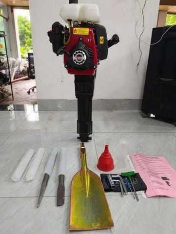 Máy bứng gốc cây, máy đục betong 4 thì Turbo TBC680