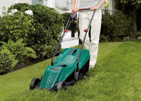Máy Cắt Cỏ Đẩy Tay Dùng Điện Bosch Rotak 32