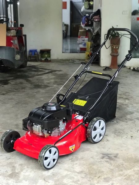 Máy Cắt Cỏ Đẩy Tay Turbo TB216 Chạy Xăng 173cc