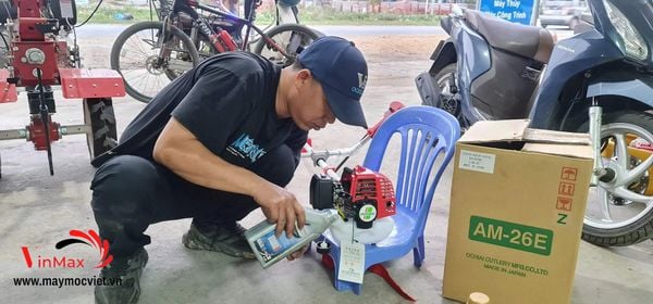 Máy cắt cỏ nhập khẩu Nhật Bản Ochiai 26E