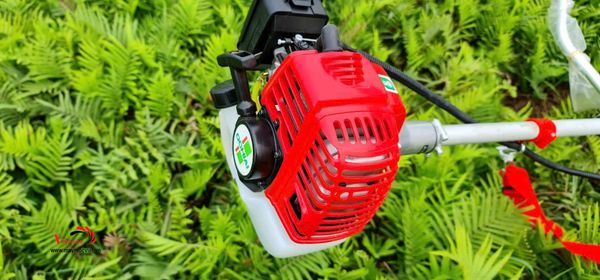 Máy cắt cỏ nhập khẩu Nhật Bản Ochiai 26E