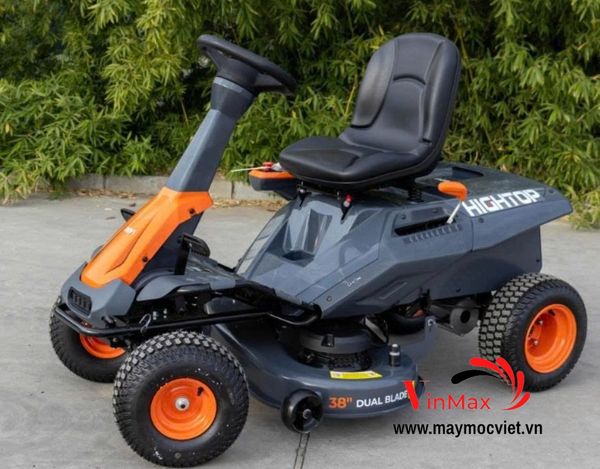 Xe cắt cỏ ngồi lái dùng pin Turbo TBC38