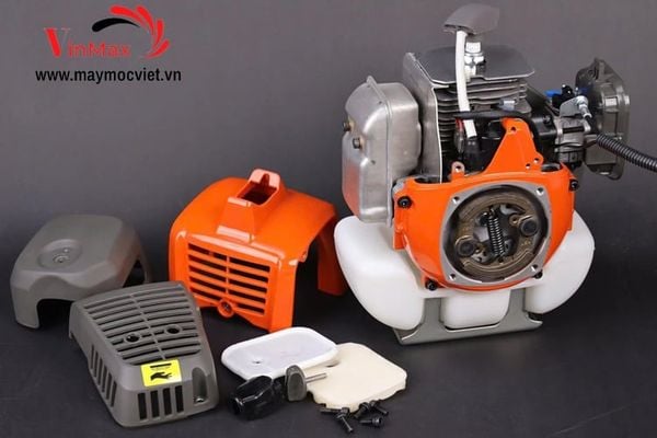 Máy Cắt Cỏ 2 Thì Rotary 1900W 551RTS