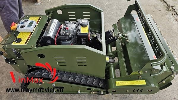 Máy cắt cỏ điều khiển từ xa bánh xích 15HP Turbo TBX1580
