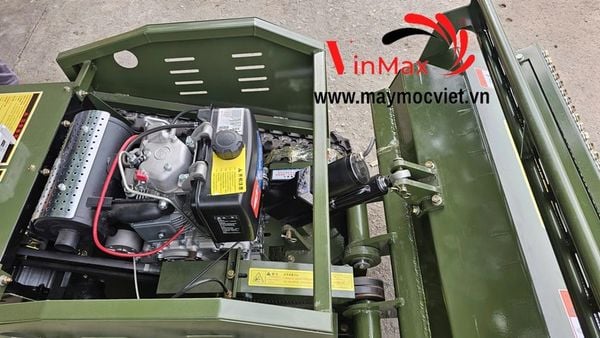 Máy cắt cỏ điều khiển từ xa bánh xích 15HP Turbo TBX1580