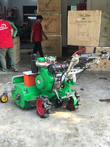 Máy Cắt Cỏ Trục Băm Chạy Dầu Shoshin ST-M800