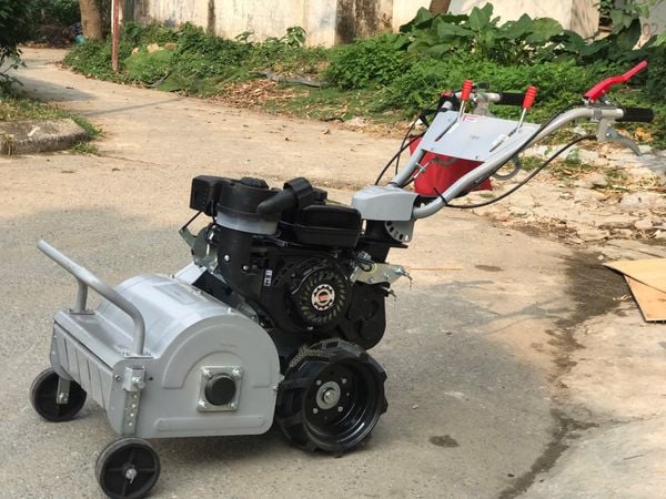 Máy Cắt Cỏ Trục Băm Turbo TB70