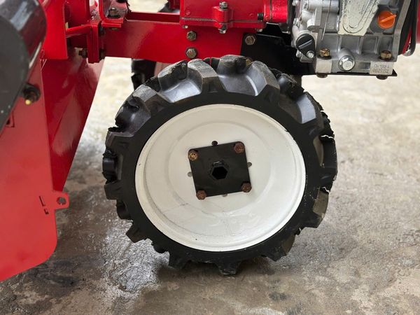 Máy cắt cỏ trục băm Kawasaki TBD800 13hp hàm cắt 80cm