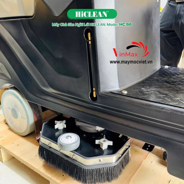 Máy Chà Sàn Liên Hợp Ngồi Lái Hiclean HC66 Dùng Bình Ắc Quy