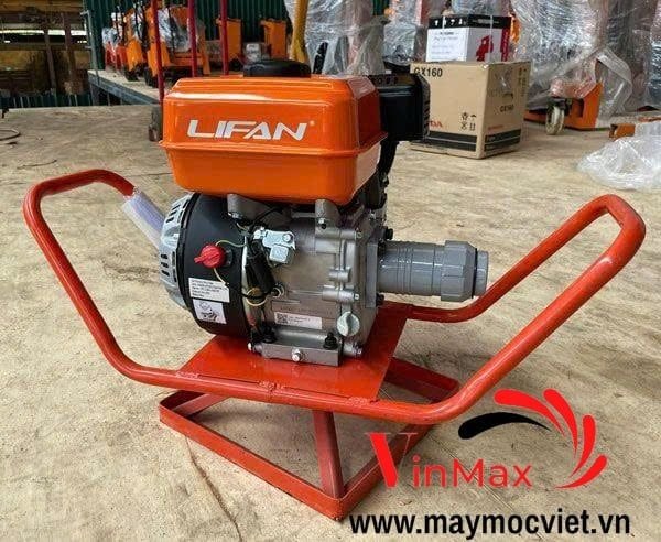 Máy Đầm Dùi Bơm Nước Chạy Xăng Lifan 5.5HP