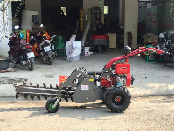 Máy Đào Rãnh Chạy Dầu Turbo TBR350 ( nâng hạ thủy lực)