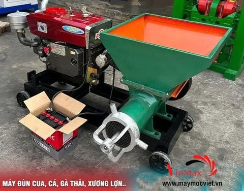 Máy đùn cá công nghiệp lắp đầu nổ D24 TBDC2400