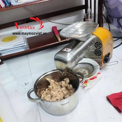 Máy ép dầu lạc mini Kawasaki KE1800 – Công suất cao, ép kiệt