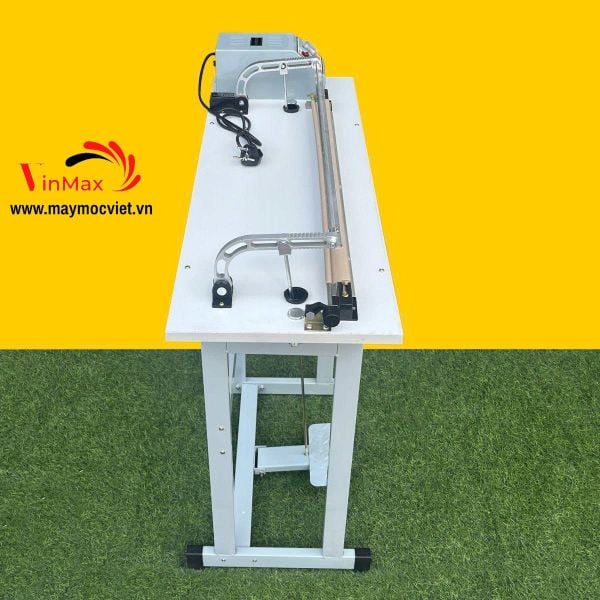 Máy Hàn Túi Dập Chân FRP600T (2-3-5mm)