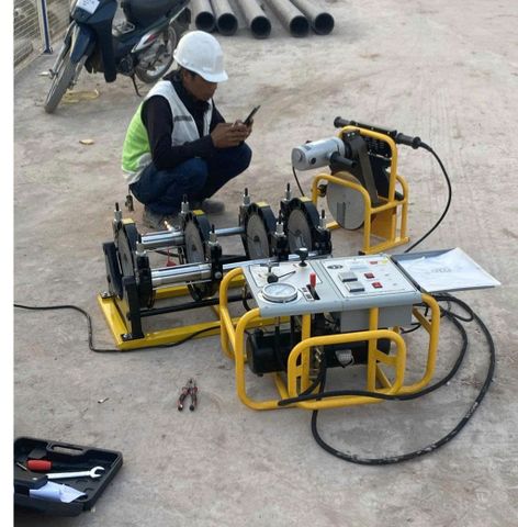 Máy hàn ống nhựa HDPE tay quay D63-160