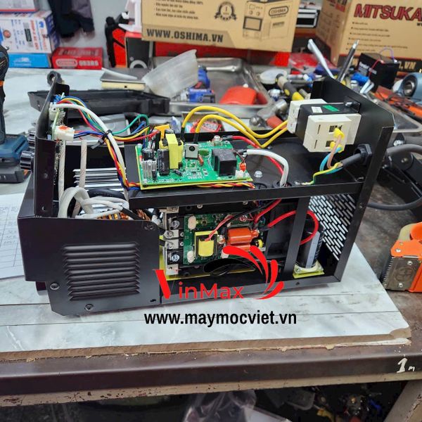 Máy hàn Oshima MMA-250A-PRO-5B 13KVA Đỏ