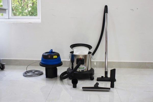 Máy hút bụi công nghiệp Hiclean. Model: HC20/US