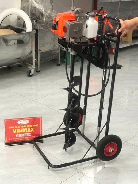Máy Khoan Đất Khung Giá Đỡ Turbo TB650