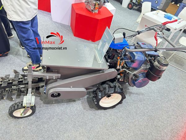 Máy Đào Rãnh, Xẻ Rãnh Chạy Dầu 15HP Turbo TBR1570