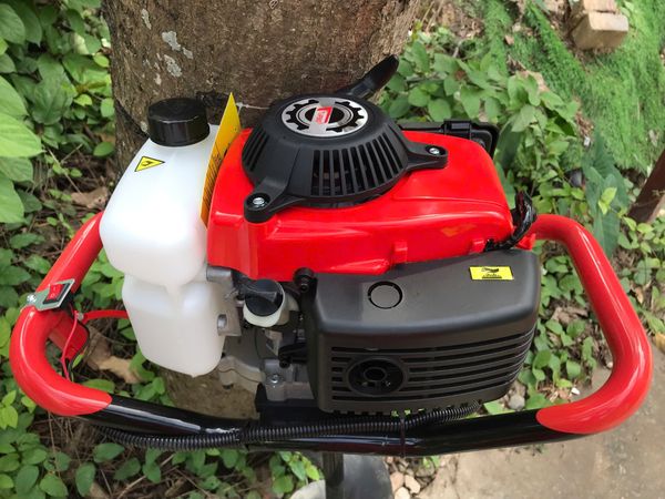 Máy Khoan Đất Cầm Tay 4 Thì Turbo TBK144