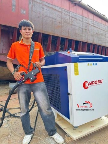 Máy làm sạch laser KYDOSU 6000W