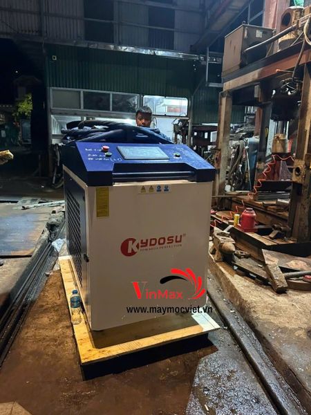 Máy làm sạch laser KYDOSU 6000W