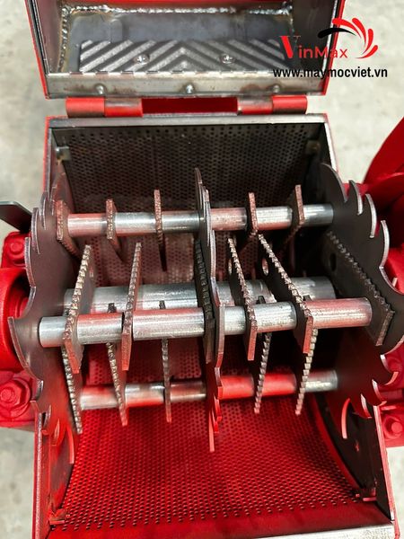 Máy nghiền nông sản, ngũ cốc 24 búa Takyo TK24-28 3.5kW 2900v/p 220V