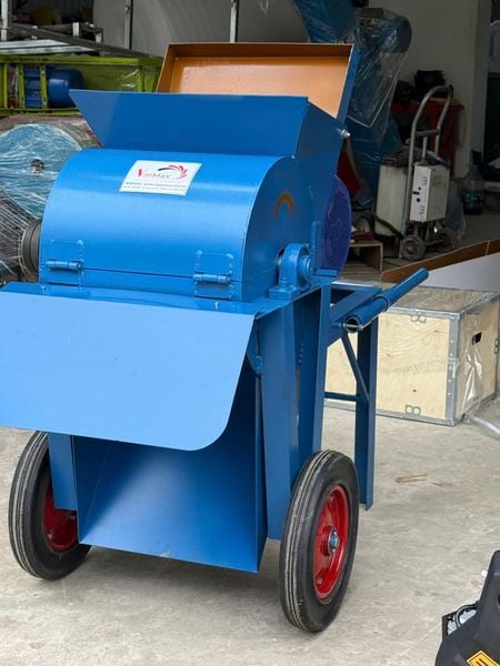 Máy nghiền đất, phân bò 3 pha 42 búa 16 dao Turbo TBN375