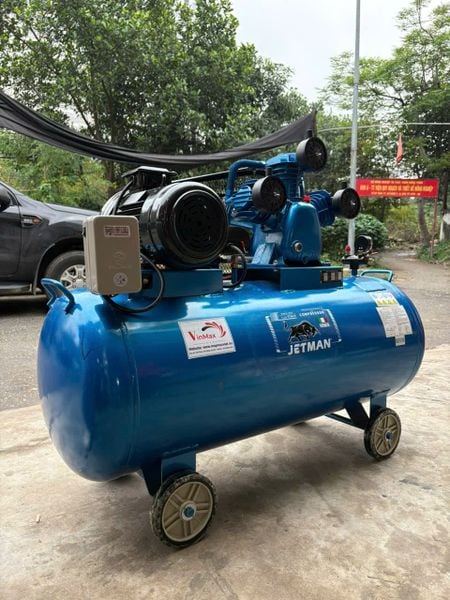 Máy nén khí Jetman 3 pha 200 lít 4hp PK-40200