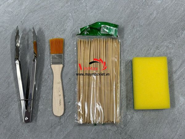 Máy Nướng Xúc Xích 7 Thanh Kính Lùa VMK07