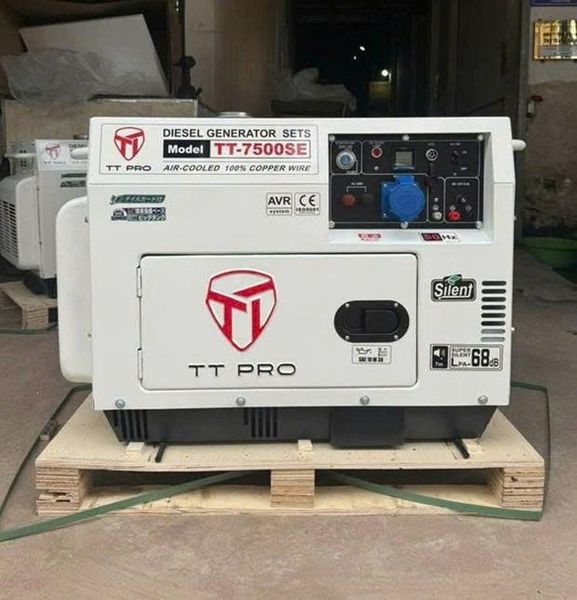 Máy Phát Điện 6KW Chạy Dầu TTPRO TT-7500SE