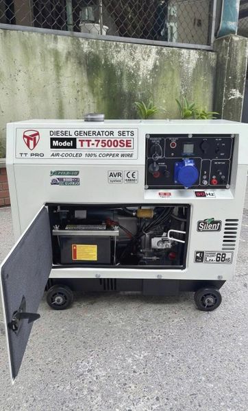Máy Phát Điện 6KW Chạy Dầu TTPRO TT-7500SE