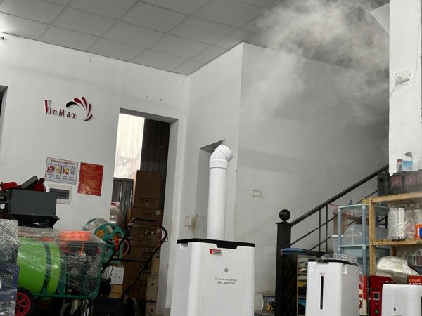 Máy Phun Khử Khuẩn Dùng Trong Bệnh Viện, Phòng Mổ Turbo H110 cảm biến mẫu mới