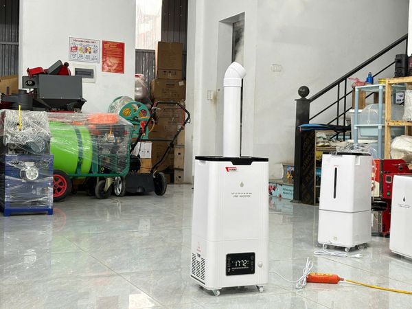 Máy Phun Khử Khuẩn Dùng Trong Bệnh Viện, Phòng Mổ Turbo H110 cảm biến mẫu mới