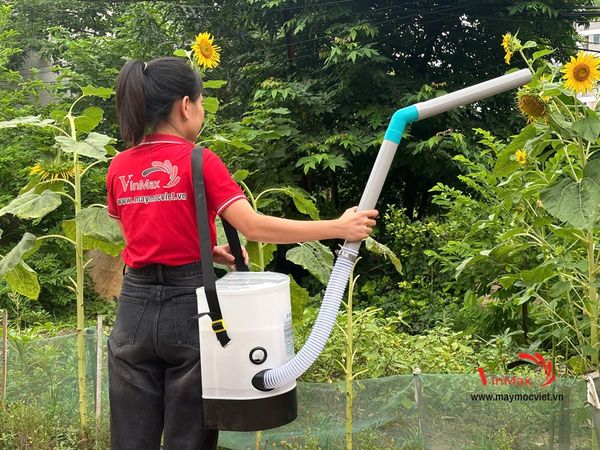 Máy phun bột, phun sương dùng điện đeo lưng Turbo TBP-8L