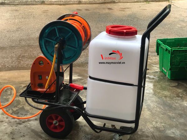 Máy phun thuốc, tưới vườn di động dùng acquy Turbo TXT12