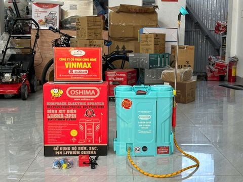 Bình xịt điện Oshima LI16 KR 2 pin có chức năng đảo thuốc