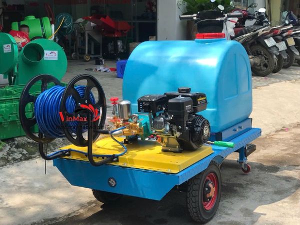 Máy Phun Thuốc Công Nghiệp Dùng Pin Turbo TB300