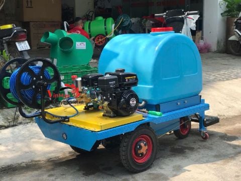Máy Phun Thuốc Công Nghiệp Dùng Pin Turbo TB300